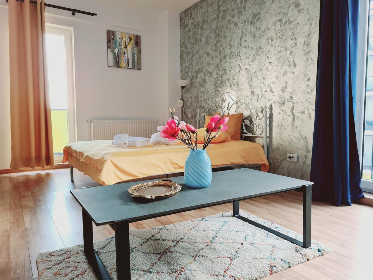 Ultracentral 5* Boutique Hotel Style Apartment. Brand New. 2 Rooms. Spacious. Free Parking Cluj-Napoca Exterior photo